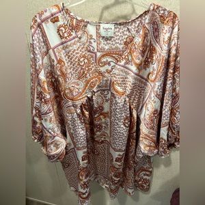 Hayden silky plus size top. Size 1x